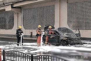 泰伦-卢：乔治受伤了今日不会参加训练 明日将缺战湖人